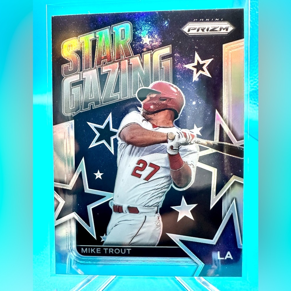 2022 Panini Prizm Mike Troutstar Gazing Prizm Refractor!